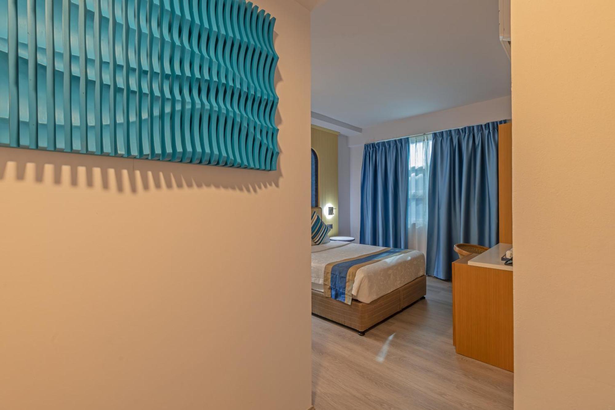 מאלה Umet Seaview Hotel With Free Airport Pick Up And Drop T&C Apply מראה חיצוני תמונה